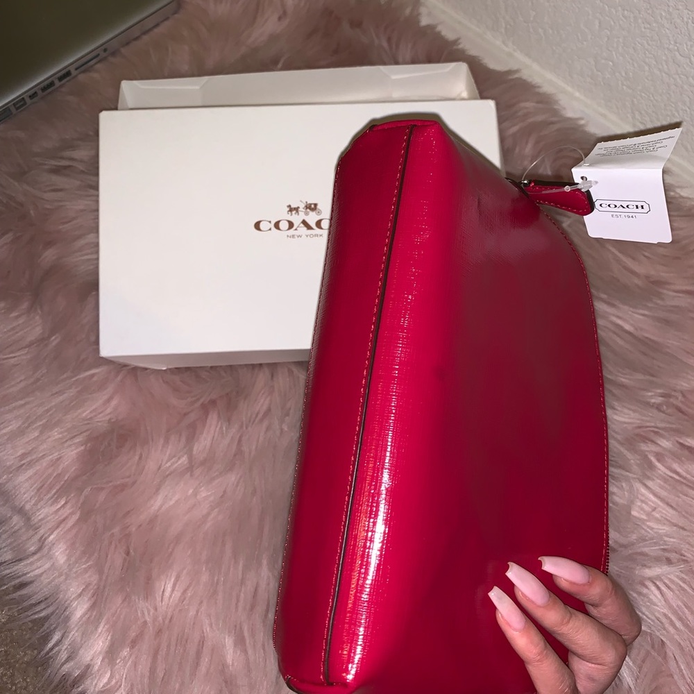 Coach saffiano leather makeup pouch - Picture 3 of 4